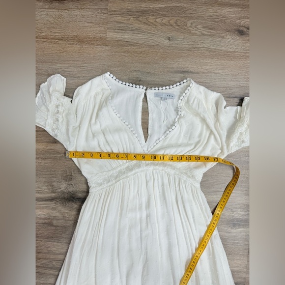 Baltic Born Rayne Deep V Swiss Dot Ivory Maxi Dress Wedding Anniversary Size M - Picture 11 of 12